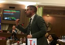 Monopoli, l’opposizione: “La maggioranza non si presenta in Consiglio: atteggiamento irrispettoso”