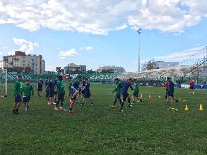 Monopoli calcio in preparazione per la partita di Vibo