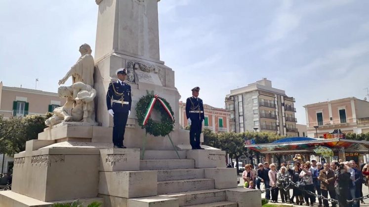 Monopoli commemora la liberazione 17