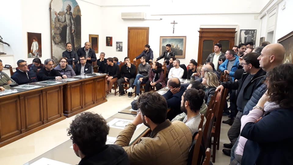 Turismo - Incontro al comune con gli operatori  del centro storico