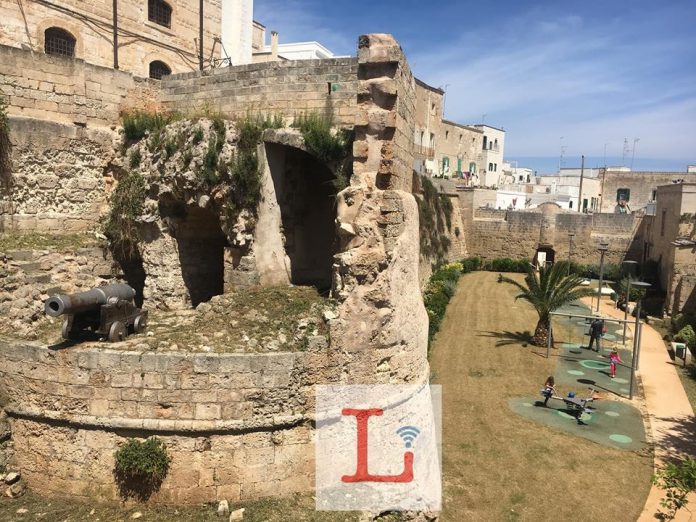 Aperto fossato di via cadorna