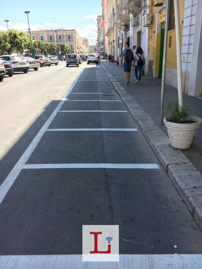 Il borgo si tinge di nuove strisce blu - anello dedicato a motocicli e veicoli commerciali