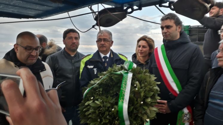 cerimonia san francesco da paola corona in mare 4