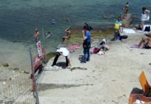 Portavecchia, ieri pulizia, oggi tutti via