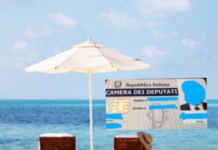 Onorevole al mare, lite per il posto in prima fila