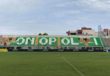 Sui seggiolini del Veneziani compare la scritta Monopoli