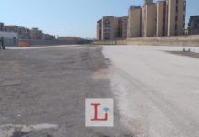 Parcheggio stazione, via le rotaie per far posto alle auto