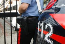 Per sfuggire ai Carabinieri, minorenne fa un incidente con l’auto rubata. Denunciato