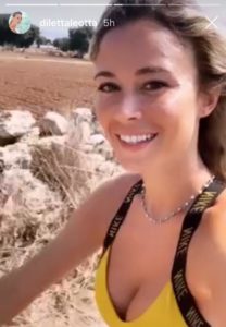 Diletta Leotta - In vacanza a Savelletri in Puglia
