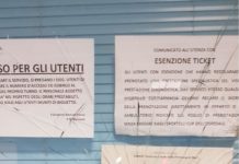 Ospedale, sbaglia la fila e spacca il vetro. Denunciato neo papÃ