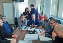 Centraline, rilevatori di inquinanti industriali e sacche d’aria per controllare le emissioni