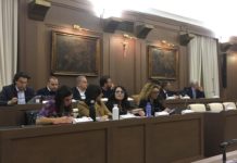 Un consiglio senza tv. Ritirato il provvedimento sui contributi ai meno abbienti