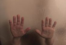 Monopoli, abusi sessuali verso la nipote di 4 anni: scagionato il nonno