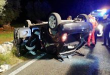 Monopoli-Castellana, ennesimo incidente. Auto ribaltata