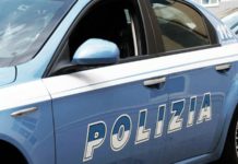 Studenti pronti per la gita, ma il pullman è senza assicurazione e gli autisti in pensione e senza contratto