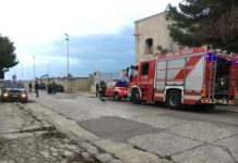 Ex-cementeria, tessuti e rifiuti a fuoco. Non si esclude la matrice dolosa