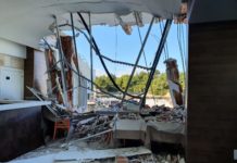 Ristorante squarciato, le foto choc della devastazione. Annese: “Valutiamo la richiesta dello stato di calamità ”