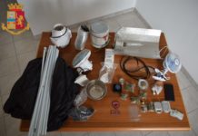 Un centro per lo spaccio in casa, denunciato giovane monopolitano