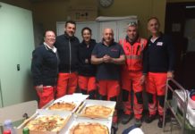 Prima uomini, poi calciatori: l’Accademia offre la cena al PS, con un’incitazione: “Non mollate”