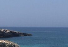 Monopoli: spinse dagli scogli anziano causandone la morte, assolto ragazzo dopo 3 anni