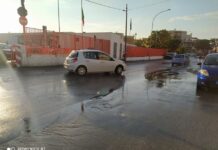Via Conchia, una lettrice segnala: “Quando piove serve una canoa”