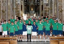 I biancoverdi in Cattedrale: un mazzo di fiori per omaggiare la Madia