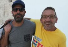 Giro in barca per Checco Zalone, oggi a Monopoli c’era anche lui