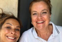Attrice perde il cellulare a Monopoli, l’ausiliaria della sosta lo trova e glielo restituisce
