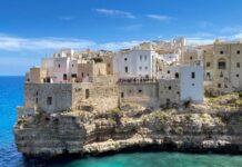 Covid, a Polignano a Mare altri due positivi. Chiuso Palazzo di città , test per tutti i dipendenti comunali