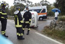 Monopoli-Conversano, la 500 si ribalta su un fianco: 31enne in ospedale