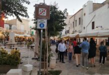 Monopoli, coppia “No Vax” al centro storico senza mascherina: 800 euro di sanzione