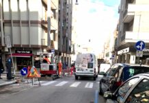 Scavi per la fibra ottica in pieno centro, a Monopoli internet 10 volte più veloce