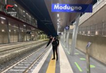 Posizionavano sassi sui binari, sorpresi 4 minorenni. Denunciati i genitori