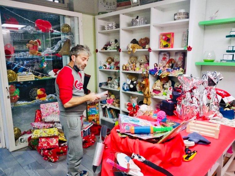 Il regno dei giocattoli creato da Brescia un dono per ogni ogni bambino di famiglie in difficolta