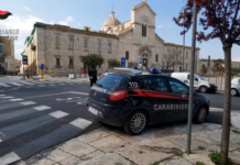 Sorpresi a giocare con la playstation nel monolocale, sanzionati 4 giovani