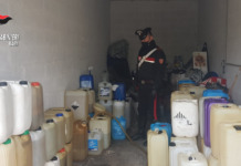 Ruba gasolio al pullman dell’azienda per cui lavora, autista arrestato