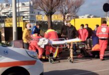 Monopoli: incidente tra auto e due pedoni investiti, feriti in ospedale