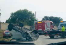 Incidente alle porte di Monopoli: Cinquecento ribaltata