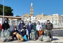 Le associazioni puliscono la costa, Monopoli brilla di più