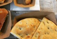 La madre gli nega un pezzo di focaccia e lui la minaccia di morte: arrestato 22enne