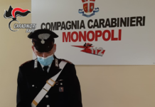 Droga, via vai di persone da un’abitazione in centro a Monopoli: arrestato 34enne