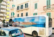 Monopoli, al via le corse estive da e per il mare fino a sera