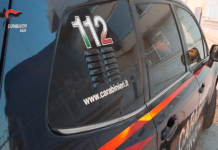 Tredicenne tradita, il padre in spedizione punitiva spara contro la finestra della ex fidanzata della figlia: 2 arresti