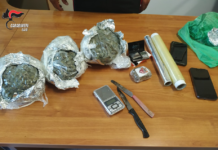 Putignano, sorpreso con marijuana e hashish: arrestato giovane pusher