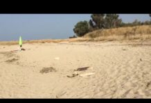 La turista milanese: “Tolta la spazzatura dalla spiaggia del Capitolo”. E pensa di trasferirsi a Monopoli