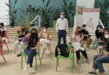 Scuole in sicurezza, dal 16 agosto vaccinazioni senza prenotazione per i giovani da 12 a 18 anni