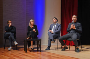 PRESENTAZIONE DOCUSERIE 02