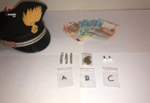 Cocaina, hashish e marijuana: arrestato 40enne castellanese trovato con la droga in tasca