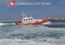Passeggero 37enne disperso in mare durante il viaggio, ricerche in corso