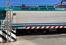 Persona investita da un treno, circolazione sospesa sulla linea Lecce-Bari